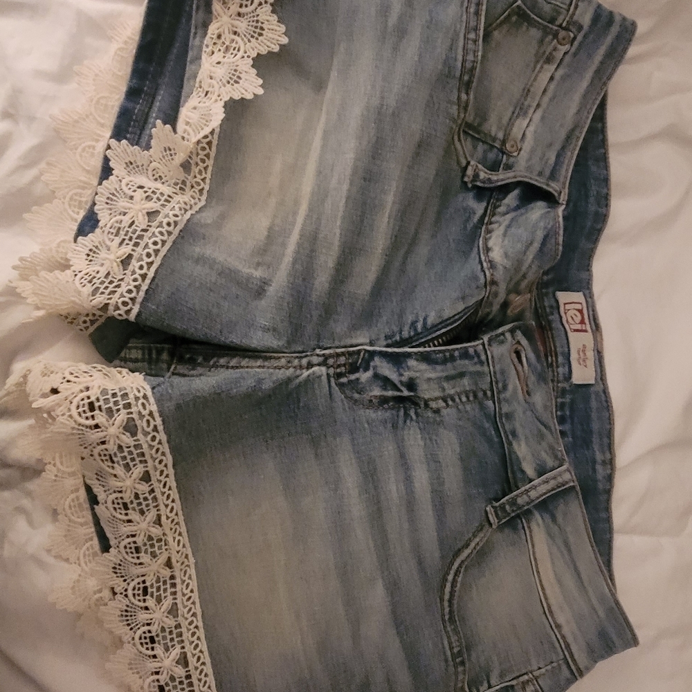 Lei shorts rustic